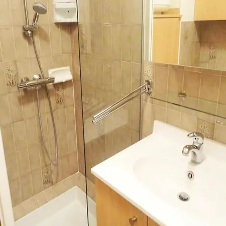 Studio For 2 People エクスレバン